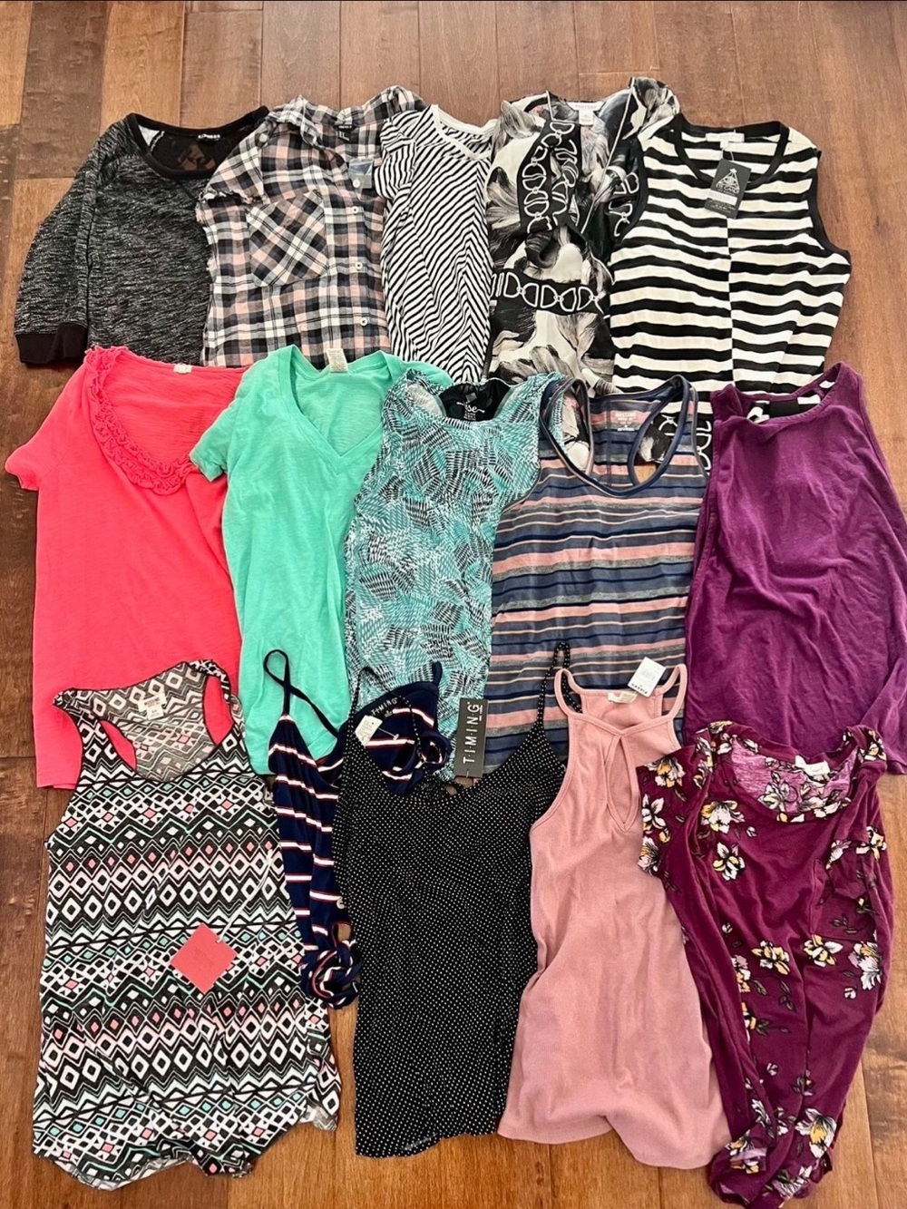 Women’s Teens Clothing Lot Size XS Small Zara J. Crew Lulus Urban Outfitters